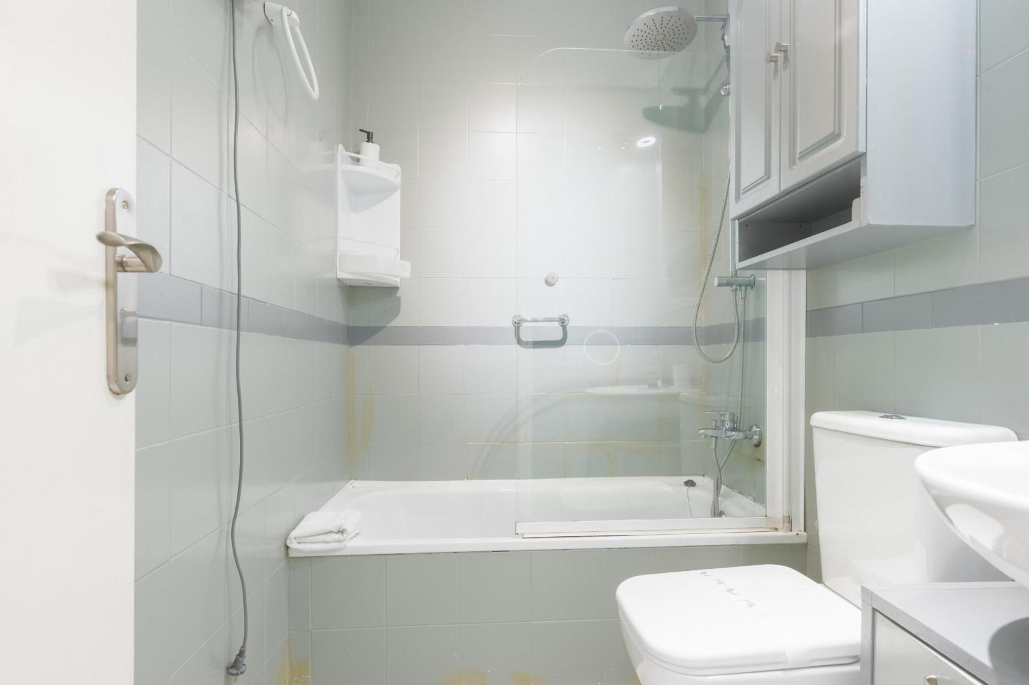 Functional And Pretty-1bd 1bth- San Vicente Séville